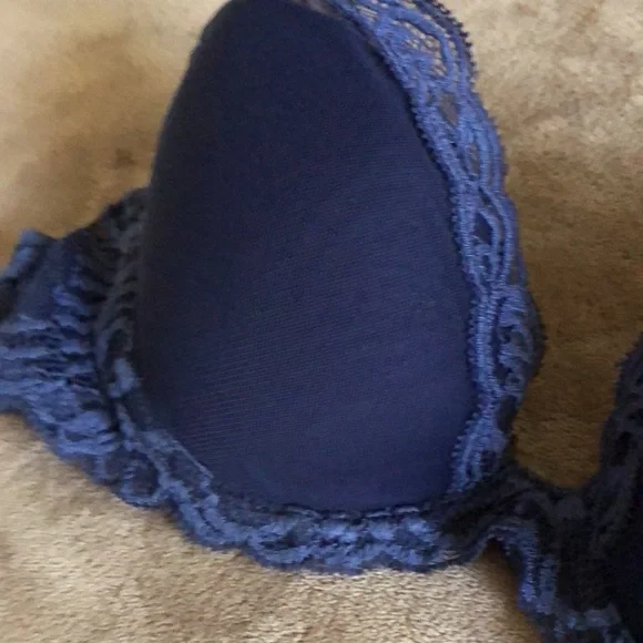Natori Bra - Picture 2 of 5